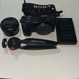 SONY A6400 + ACCESSORIES